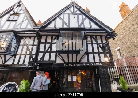 England, Kent, Canterbury, The Old Weavers House dated 1500 Stock Photo