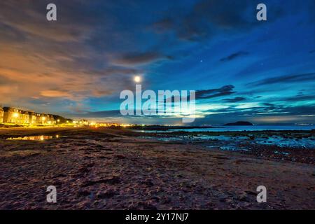 Stunning Dusk View at North Berwick Beach, Scotland Stock Photo