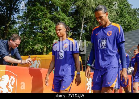 Zeist, Netherlands. 06th Sep, 2024. ZEIST, NETHERLANDS - SEPTEMBER 6: Nathan Ake of The Netherlands, Virgil van Dijk of The Netherlands during a Training Session of the Netherlands football team ahead of the Uefa Nations League match between Netherlands and Bosnia & Herzegovina at KNVB Campus on September 6, 2024 in Zeist, Netherlands. (Photo by Broer van den Boom/Orange Pictures) Credit: Orange Pics BV/Alamy Live News Stock Photo