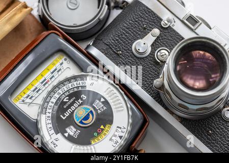 London. UK- 09.03.2024. Close up of a classic vintage Leica camera with a Lunasix light meter. Stock Photo