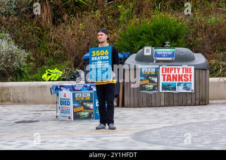 Bournemouth, Dorset, UK. 7th September 2024. Animal Rights campaigners protest outside the Bournemouth Oceanarium to collect signatures for their petition to close the Oceanarium down claiming 3506 deaths between 2018-2023. Credit: Carolyn Jenkins/Alamy Live News Stock Photo