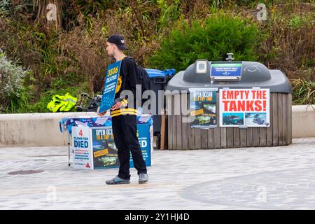 Bournemouth, Dorset, UK. 7th September 2024. Animal Rights campaigners protest outside the Bournemouth Oceanarium to collect signatures for their petition to close the Oceanarium down claiming 3506 deaths between 2018-2023. Credit: Carolyn Jenkins/Alamy Live News Stock Photo