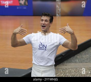 closing-event-in-piazza-duomo-of-the-2024-dance-week-with-roberto-bolle