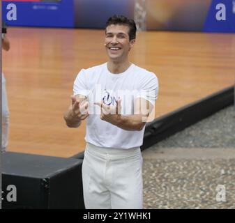 closing-event-in-piazza-duomo-of-the-2024-dance-week-with-roberto-bolle