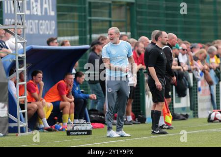 Stockton On Tees, UK. 07th Sep, 2024. Macclesfield Town manager, Robbie Savage during the Northern Premier League Premier match between Stockton Town and Macclesfield Town at Bishopton Road West, Stockton on Tees on Saturday 7th September 2024. (Photo: Harry Cook | MI News) Credit: MI News & Sport /Alamy Live News Stock Photo