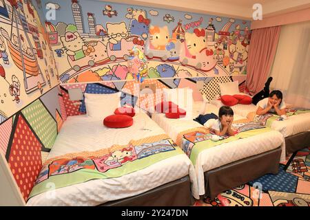 keio-plaza-hotel-tama-x-hello-