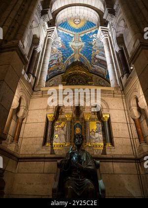 Christ in Majesty, The Triumph of the Sacred Heart of Jesus Mosaic, Sacre Coeur, Montmartre, Paris, France, Europe, EU. Stock Photo