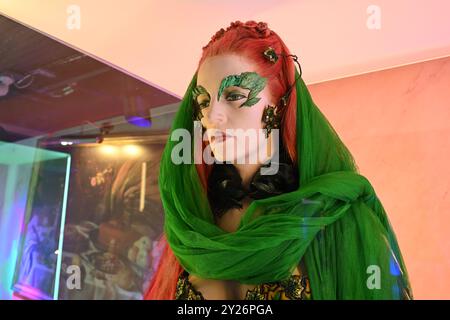 Ivy’s costume As worn by Uma Thurman as ’Poison Ivy’ - Batman & Robin