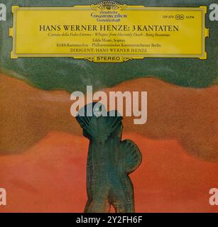 Vintage vinyl record cover. Hans Werner Henze-3 Kantaten, Deutsche Grammophon 1968 Stock Photo