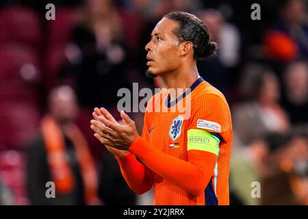 AMSTERDAM, NETHERLANDS - SEPTEMBER 10: Virgil van Dijk of the Netherlands applauds during the UEFA Nations League 2024/25 League A Group A3 match between Netherlands and Germany at the Johan Cruijff ArenA on September 10, 2024 in Amsterdam, Netherlands. (Photo by Rene Nijhuis) Stock Photo