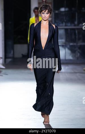 New York, USA. 09th Sep, 2024. Model Taylor Hill walks on the runway at the Laquan Smith fashion show during the Spring Summer 2025 Collections Fashion Show at New York Fashion Week in New York, NY on September 9, 2024. (Photo by Jonas Gustavsson/Sipa USA) Credit: Sipa USA/Alamy Live News Stock Photo