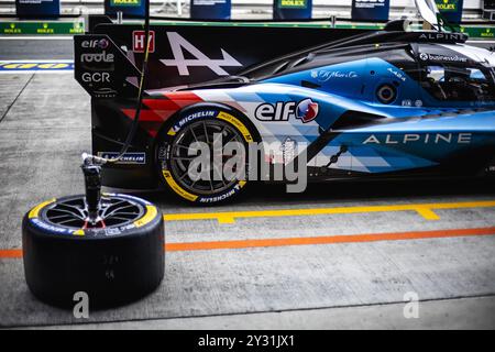 Shizuoka, Japan, 12/09/2024, Alpine Endurance Team, ambiance, pitlane, during the 2024 6 Hours of Fuji, 7th round of the 2024 FIA World Endurance Championship, from September 13 to 15, 2024 on the Fuji Speedway in Oyama, Shizuoka, Japan Stock Photo