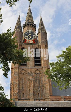 Historic city centre of Delft, tower of the Gothic Old Church, Oude Kerk, Delft, Zuid-Holland, Netherlands Stock Photo