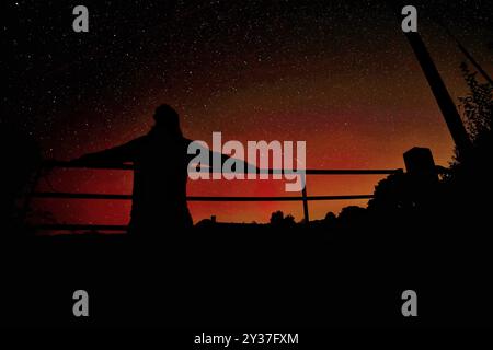 Doddiscombsleigh, Devon, UK. 13th Sep, 2024. Northern lights in the night sky over Doddiscombsleigh, Devon, UK. Aurora Borealis. Credit: nidpor/Alamy Live News Stock Photo