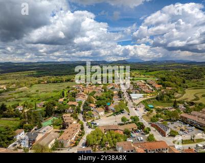 Aerial view of the village of Castellterçol on a spring afternoon (Moianès, Barcelona, Catalonia, Spain) ESP Vista aérea del pueblo de Castellterçol Stock Photo