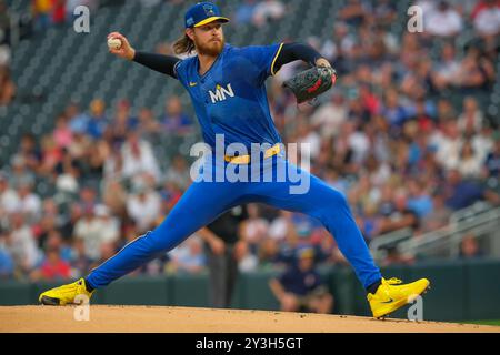 Minneapolis, Minnesota, USA. 13th Sep, 2024. Minnesota Twins starting pitcher BAILEY OBER (17) pitches during a MLB baseball game between the Minnesota Twins and the Cincinnati Reds at Target Field. The Reds won 8-4. (Credit Image: © Steven Garcia/ZUMA Press Wire) EDITORIAL USAGE ONLY! Not for Commercial USAGE! Stock Photo