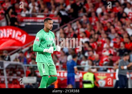 Portugal. 14th Sep, 2024. Gabriel Batista goalkeeper of Santa Clara during the Liga Portugal Betclic match between SL Benfica and CD Santa Clara at Estadio da Luz on September 14th, 2024 in Lisbon, Portugal. Liga Portugal Betclic - SL Benfica vs CD Santa Clara (Valter Gouveia/SPP) Credit: SPP Sport Press Photo. /Alamy Live News Stock Photo