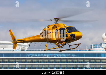 Canada, Vancouver 10. August 2024: C-FMGL - Leonardo AW139 from London Air Services Stock Photo