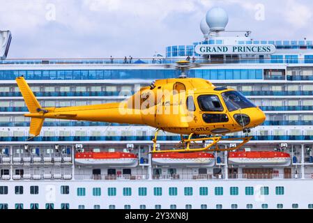 Canada, Vancouver 10. August 2024: C-FMGL - Leonardo AW139 from London Air Services Stock Photo