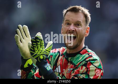 LONDON, UK - 15th Sept 2024:  Neto of Arsenal reacts during the Premier League match Tottenham Hotspur and Arsenal at Tottenham Hotspur Stadium  (Credit: Craig Mercer/ Alamy Live News) Stock Photo