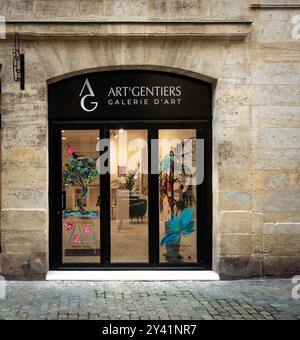 Art'centiers, Galerias D'art, a co working space,incubator and exhibition centre for artists in Bordeaux, France. Stock Photo
