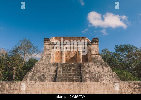 Ancient Ruins of the large pre-Columbian city Chichen Itza, built by the Maya people, Mexico Stock Photo