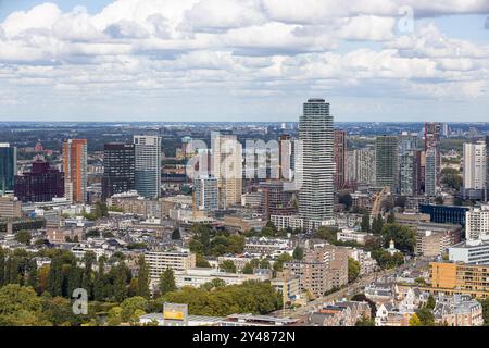 Rotterdam - 13.09.2024. Blick aus der Aussichtskabine des Aussichtsturm Euromast auf die Skyline von Rotterdam Rotterdam Centrum Zuid Holland Niederlande *** Rotterdam 13 09 2024 View from the observation cabin of the Euromast observation tower of the Rotterdam skyline Rotterdam Centrum Zuid Holland Netherlands Copyright: xBonn.digitalx/xMarcxJohnx Stock Photo