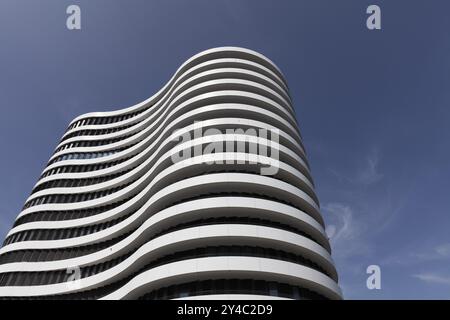 Alto Medienhafen office tower, curved facade, Office Campus by SOP Architekten, Duesseldorf Media Harbour, Duesseldorf Stock Photo