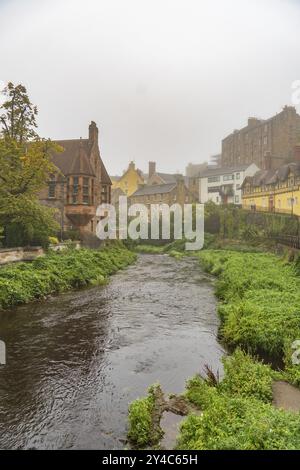 A foggy morning over a city with a river and old buildings, edinburgh, scotland, United Kingdom, Europe Stock Photo