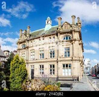 the old general post office building in sunniside sunderland tyne and wear uk Stock Photo