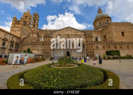 PALERMO, ITALY, JUNE 15, 2023 - View of Palermo Cathedral or Duomo dedicated to the Holy Virgin Mary of the Assumption, Palermo, Italy Stock Photo