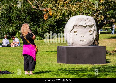 London, UK. 18th Sep, 2024. Yoshitomo Nara, ‘Ennui Head', 2020 - Visitors enjoy the sunny weather and get a first chance to look around Frieze Sculpture, one of the largest outdoor exhibitions in London, including work by international artists in Regent's Park and running from 18 September through to 27 October 2024. Credit: Guy Bell/17�Թ����� Live News Stock Photo
