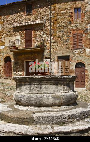 the village of Castiglione d'Orcia is an example of  medieval architecture perfectly conservated Stock Photo