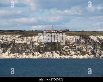 The Yarborough Monument on the Isle Of Wight  seen from the ferry Bretagne Stock Photo