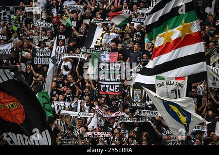 Turin, Italy. 21st Sep, 2024. Allianz Stadium, 21.09.24: Juventus FC fans during the Serie A match between Juventus FC and SSC Napoli at Allianz Stadium in Turin, Italy Soccer (Cristiano Mazzi/SPP) Credit: SPP Sport Press Photo. /Alamy Live News Stock Photo