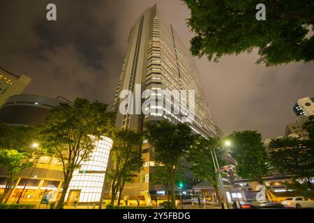 I-Land Tower aka Island Tower at night in West Shinjuku, Shinjuku City, Tokyo, Japan. Stock Photo