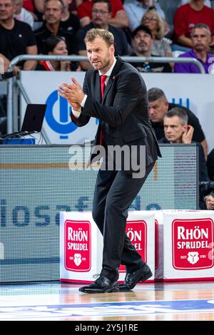 Anton Gavel (Bamberg Baskets, Trainer), Arne Woltmann (Bamberg Baskets ...