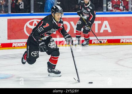 Eishockey Penny-DEL 2. Spieltag Koelner Haie - Mannheimer Adler am 22.09.2024 in der Lanxess Arena in Koeln  Nick Bailen ( Koeln )  Gemaess den Vorgaben der DEL Deutsche Eishockey Liga ist die Publikation und Weiterverwertung der Aufnahmen in elektronischen Medien und Endgeraeten aller Art waehrend des laufenden Spiels nicht zulaessig.  Foto: Revierfoto Stock Photo