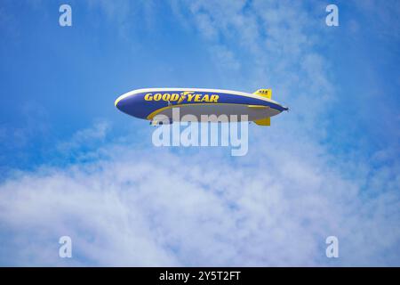 Pittsburgh, Pennsylvania, USA. 22nd Sep, 2024. September 22, 2024: Goodyear blimp during the Pittsburgh Steelers vs Los Angeles Charges at Acrisure Stadium in Pittsburgh PA. Brook Ward/Apparent Media Group (Credit Image: © AMG/AMG via ZUMA Press Wire) EDITORIAL USAGE ONLY! Not for Commercial USAGE! Stock Photo