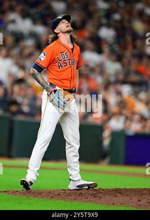 Astros' Hader: Shoulder Injury Throws Wrench In Playoff Plans - tnjhzjf