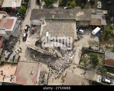 The site of a building collapse in Saviano, in the district of Naples ...