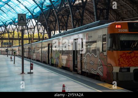 The Spanish government wants to address the ongoing delays in the commuter rail network of Spanish railways, managed by the public companies Renfe and Adif. The network, which has become unreliable due to the continuous delays, aims to modernize and invest more money. El gobierno espa&#xf1;ol quiere poner manos a la obra ante los continuos retrasos en la red de cercan&#xed;as de los ferrocarriles espa&#xf1;oles, gestionados por las empresas p&#xfa;blicas Renfe y Adif. La red, que se ha vuelto poco fiable por los continuos retrasos que acumula, pretende modernizarse e invertir más dinero. Stock Photo