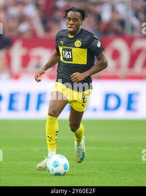 Jamie Bynoe-Gittens, BVB 43  in the match VFB STUTTGART - BORUSSIA DORTMUND 5-1  on Sep 22, 2024 in Stuttgart, Germany. Season 2024/2025, 1.Bundesliga, matchday 4, 4.Spieltag Photographer: ddp images / star-images    - DFL REGULATIONS PROHIBIT ANY USE OF PHOTOGRAPHS as IMAGE SEQUENCES and/or QUASI-VIDEO - Stock Photo