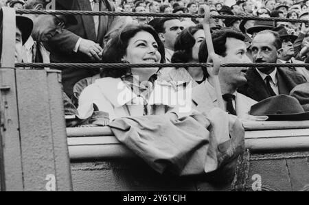 GARDNER AVA MADRID BULLFIGHT /  21 MAY 1960 Stock Photo