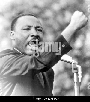 Nobel Prize winner, Dr Martin Luther King emphasises his point at a mass rally in Philadelphia.  August 4th 1965 Stock Photo