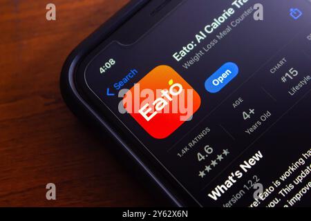 Eato app is displayed in the App Store. Eato App is an app that supports weight management through AI-powered calorie counting and meal planning Stock Photo