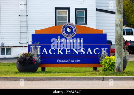 Hackensack Sign Welcome to New Jersey Sign Stock Photo - Alamy