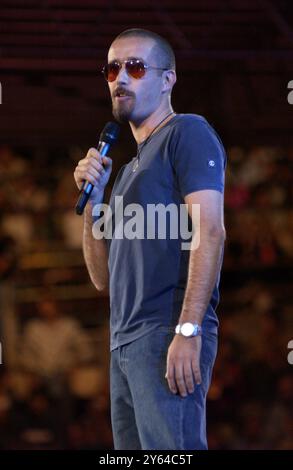 Verona Italy 07/09/2002 : Daniele Silvestri,Italian singer, during the television show “Festivalbar 2002” Stock Photo