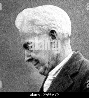 Luther Burbank : 7 March 1849 - 11 April 1926 was an American botanist , horticulturist and a pioneer in agricultural science 17 April 1926 Stock Photo