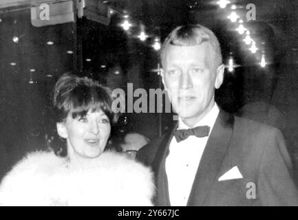 Max Von Sydow and his wife arrive for the premier of 'The Greatest Story Ever Told.' New York, USA - 15th February 1965 Stock Photo